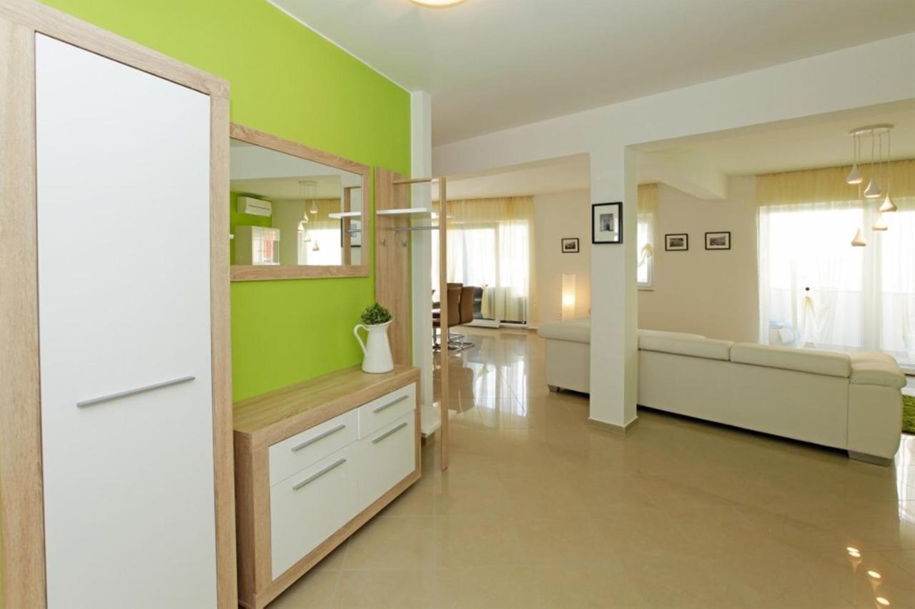 Apartment Bol A6 With Pool From 45 Eur Per Person Экстерьер фото